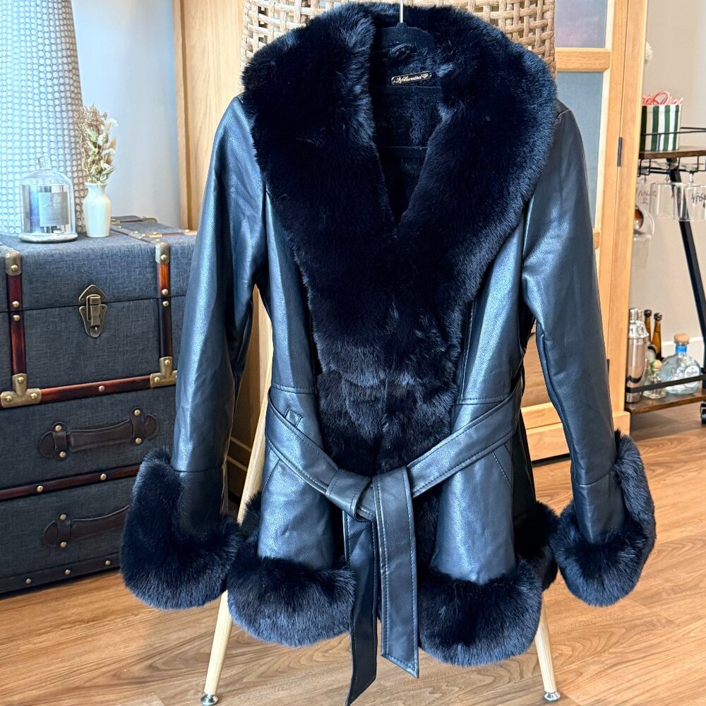 La Fiorentina Faux Leather & Faux Fur Coat – Black Belted Winter Jacket Size S (